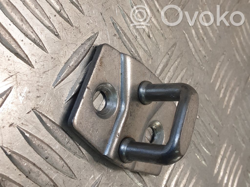 Traba/gancho de cierre de puerta trasera   7248296
