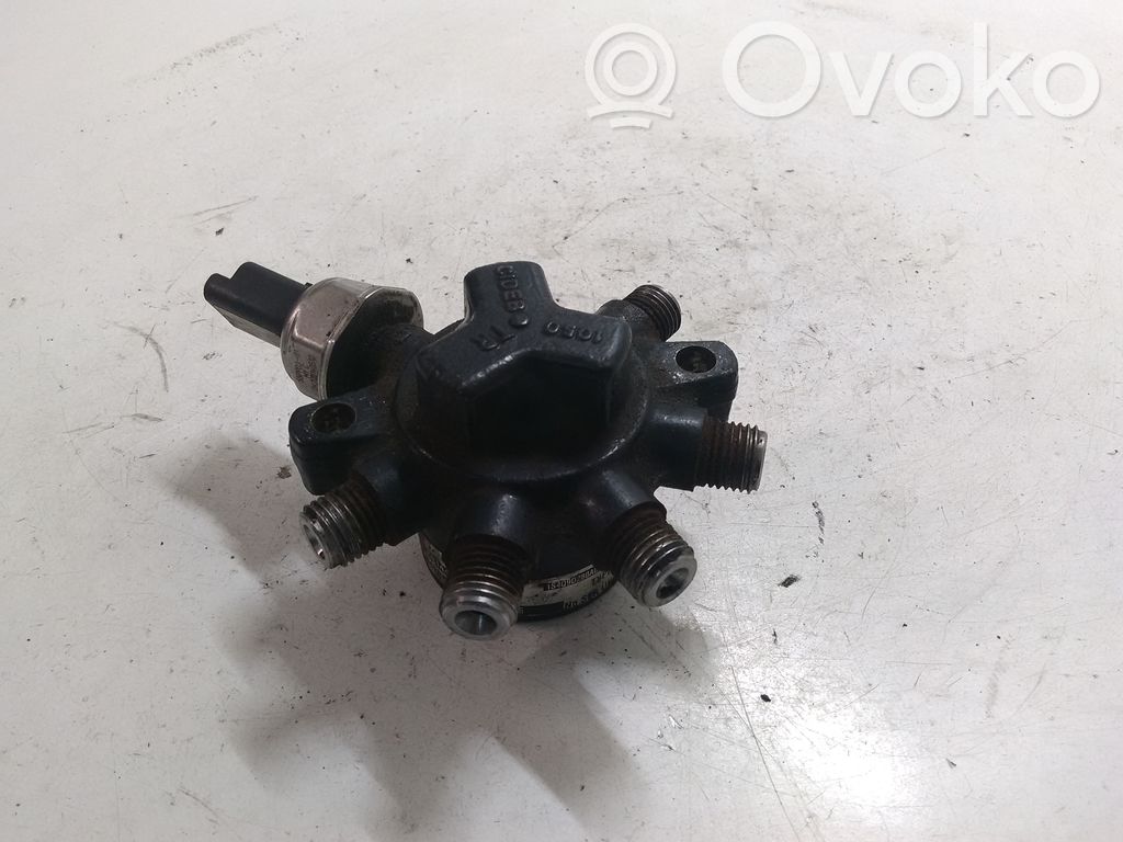 Ford Focus Fuel main line pipe 