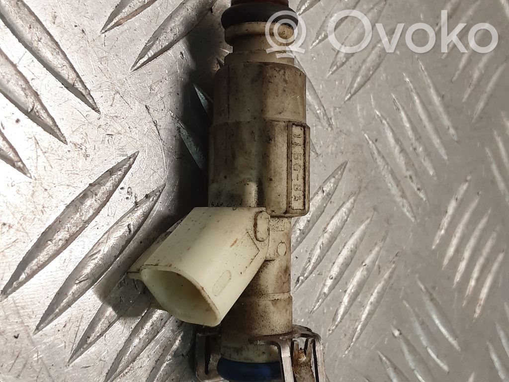Ford Focus Fuel injector 