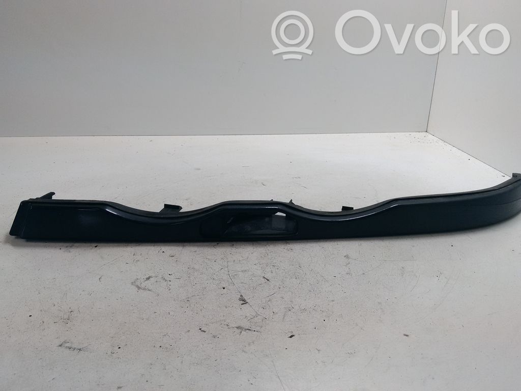 BMW 3 E46 Under headlight/headlamp trim 