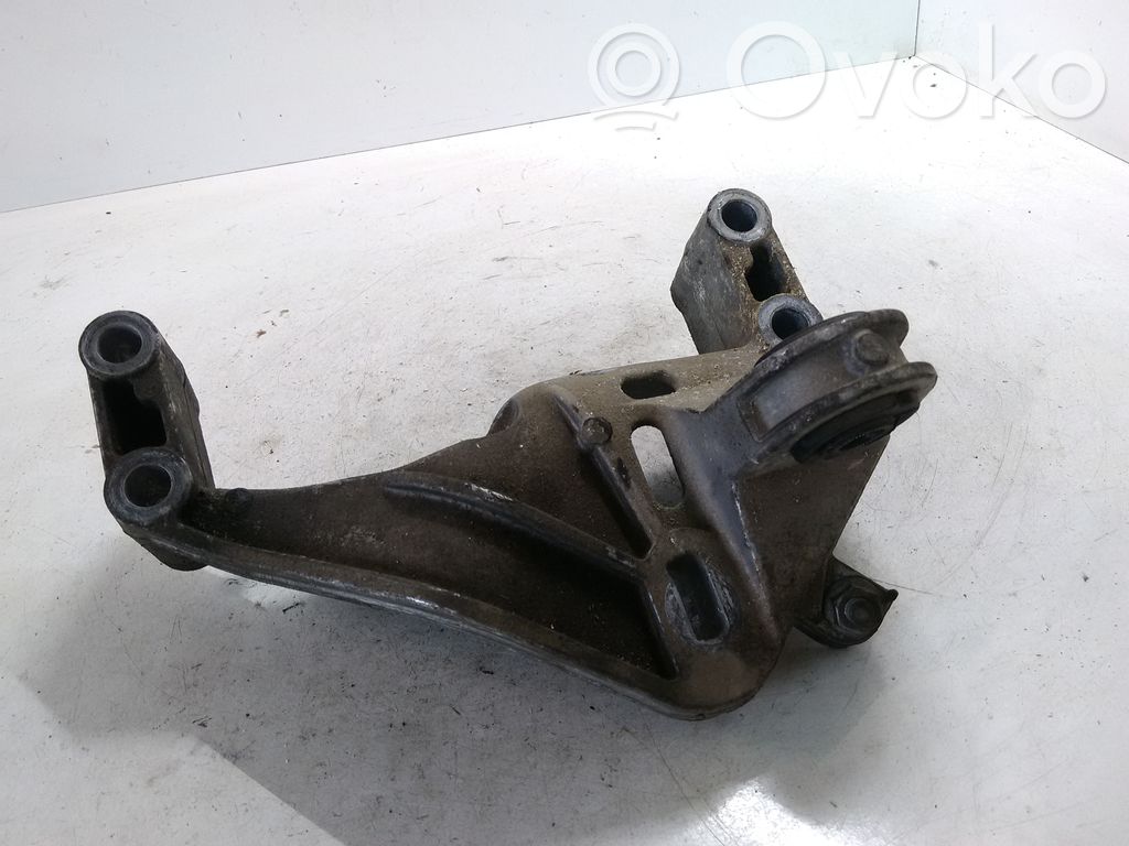 Mini One - Cooper R50 - 53 Engine mounting bracket 
