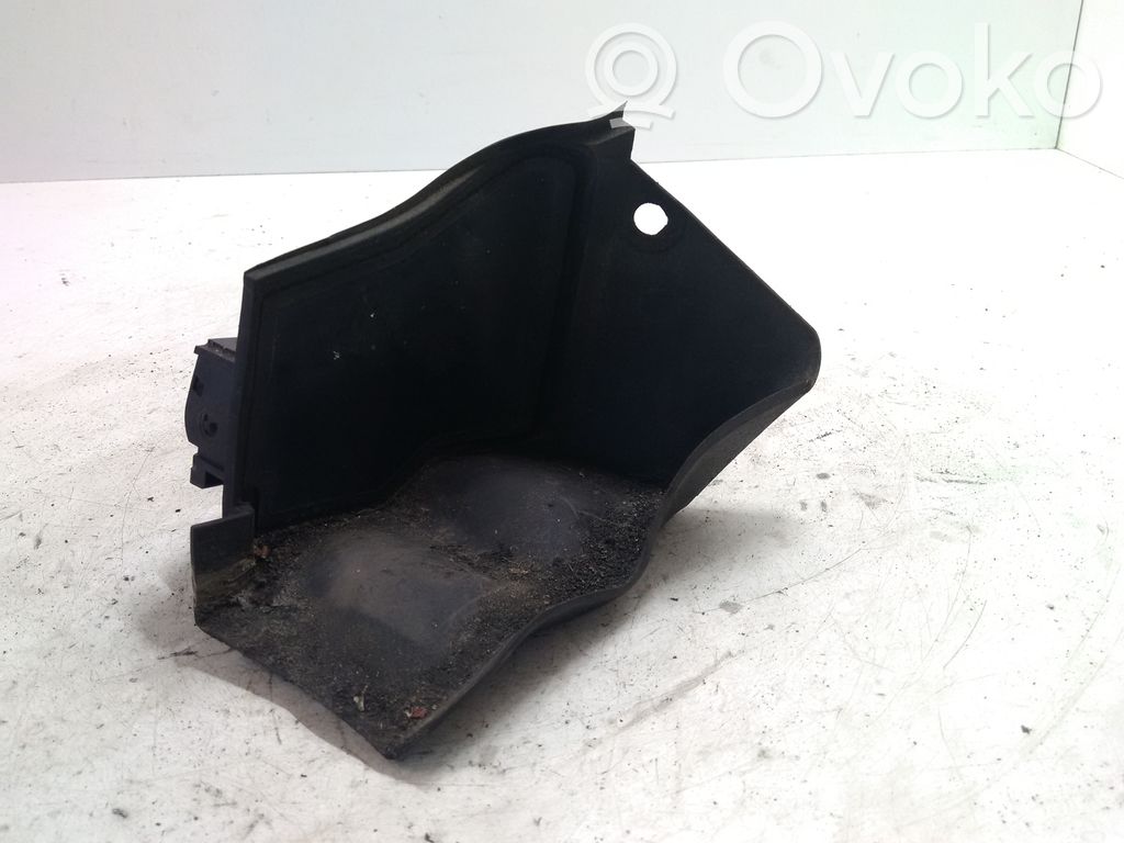 Rain gutter   6940855,694085505