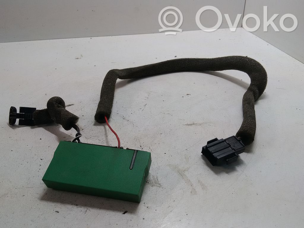 Volvo V70 Antenos stiprintuvas 