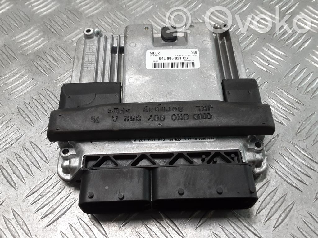 Audi A4 S4 B8 8K Engine control unit/module 