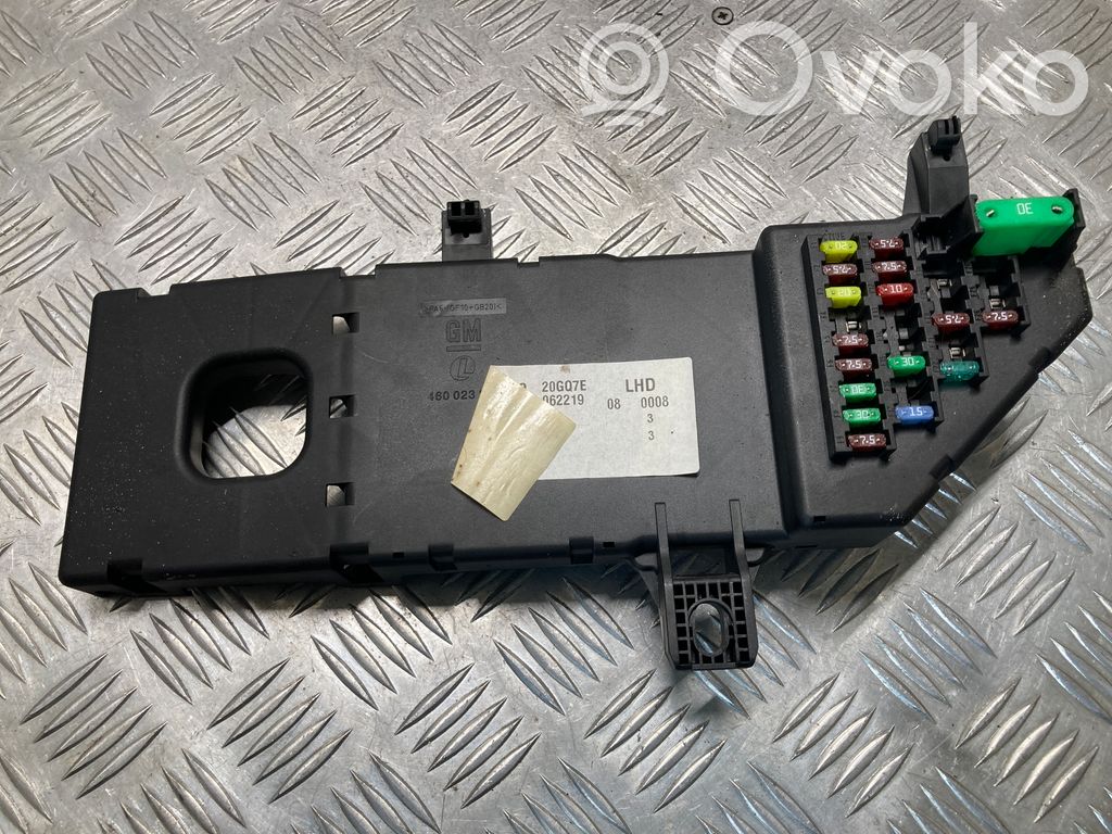 Opel Vectra C Fuse module 