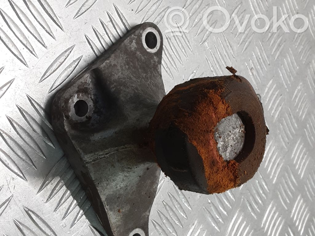 Audi A6 S6 C6 4F Engine mounting bracket 