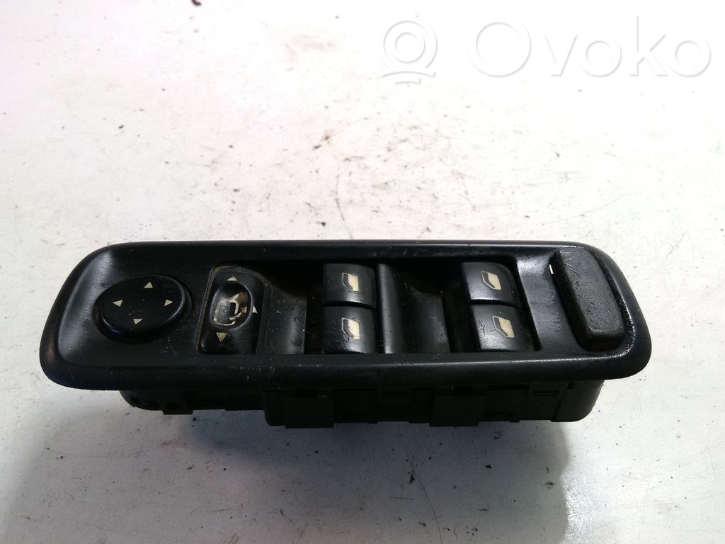 Citroen C8 Electric window control switch 
