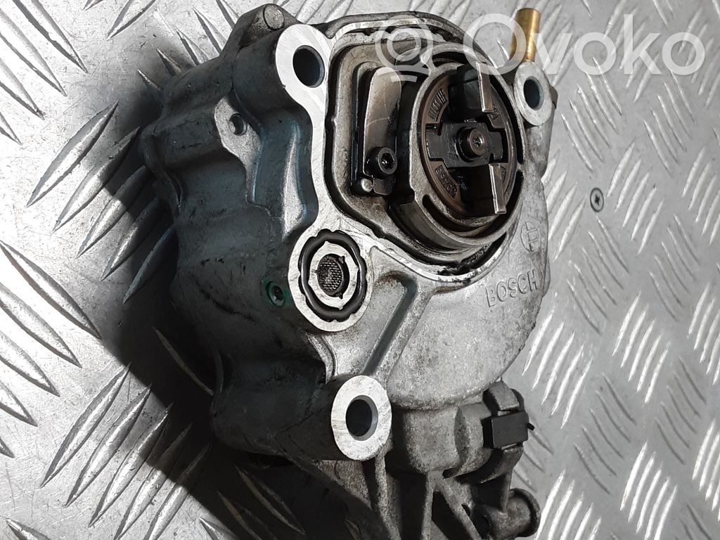Citroen C-Crosser Vacuum pump 