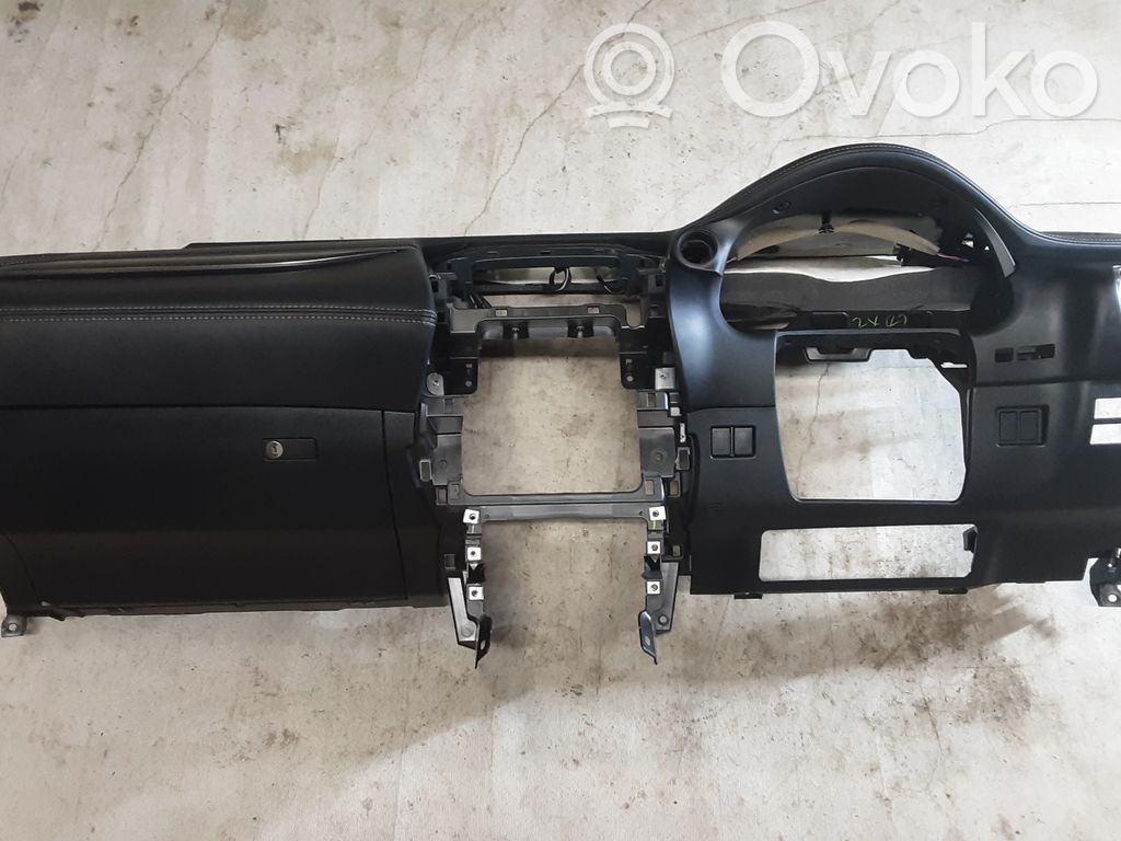 Lexus NX Panelė 