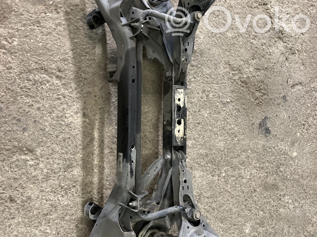 Volvo V40 Cadru auxiliar spate 