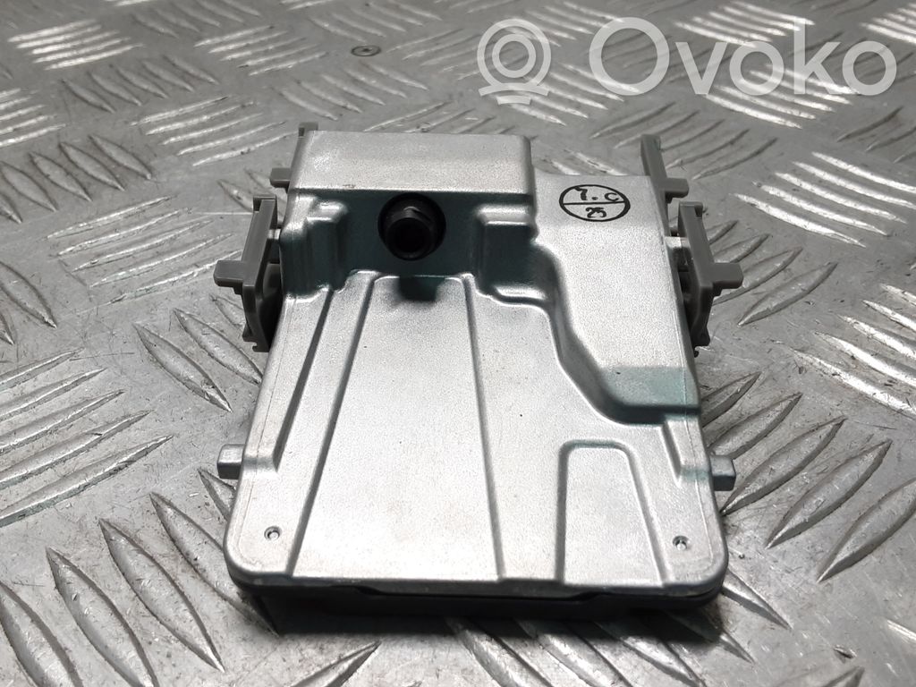 Lexus NX Windshield/windscreen camera 