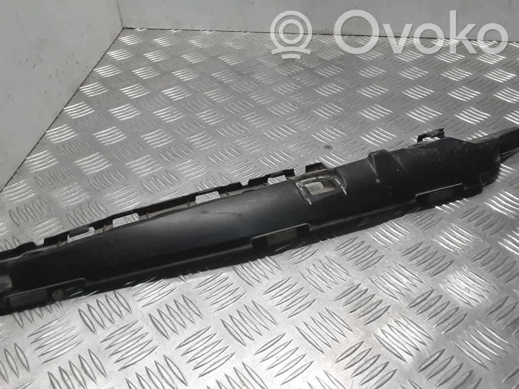 Lexus IS 220D-250-350 Lokasuojan lista (muoto) 