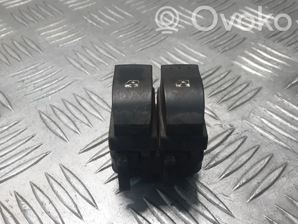 Renault Laguna II Electric window control switch 