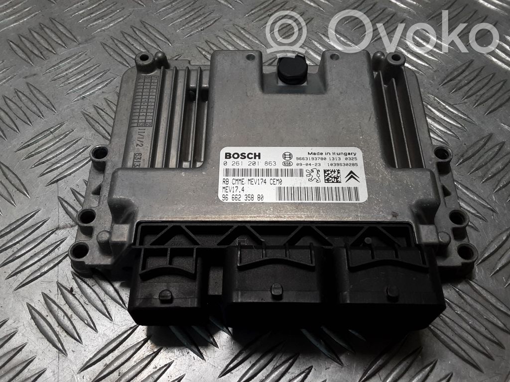 Peugeot 308 Engine control unit/module 