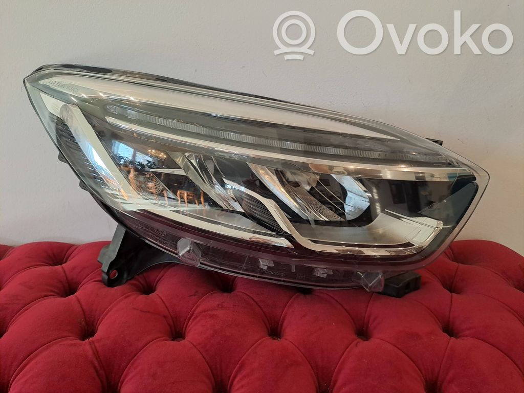 Renault Captur Headlight/headlamp 