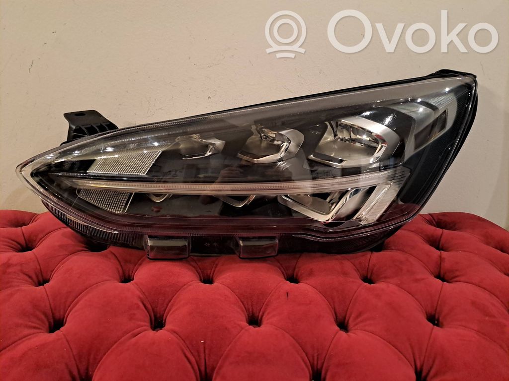 Headlight/headlamp   MX7B13E015ED