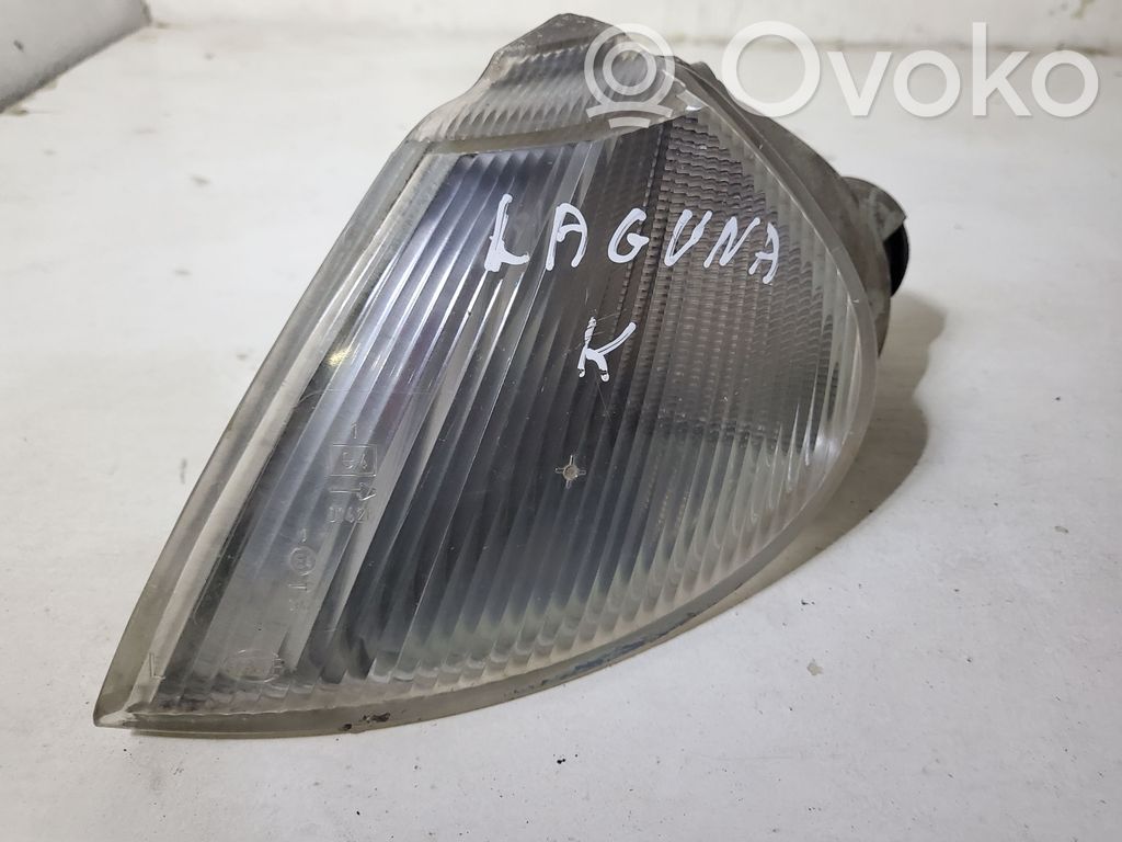 Renault Laguna I Front indicator light 