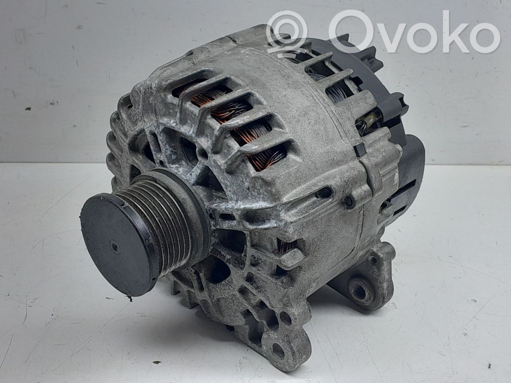 Volkswagen Golf VII Alternador 