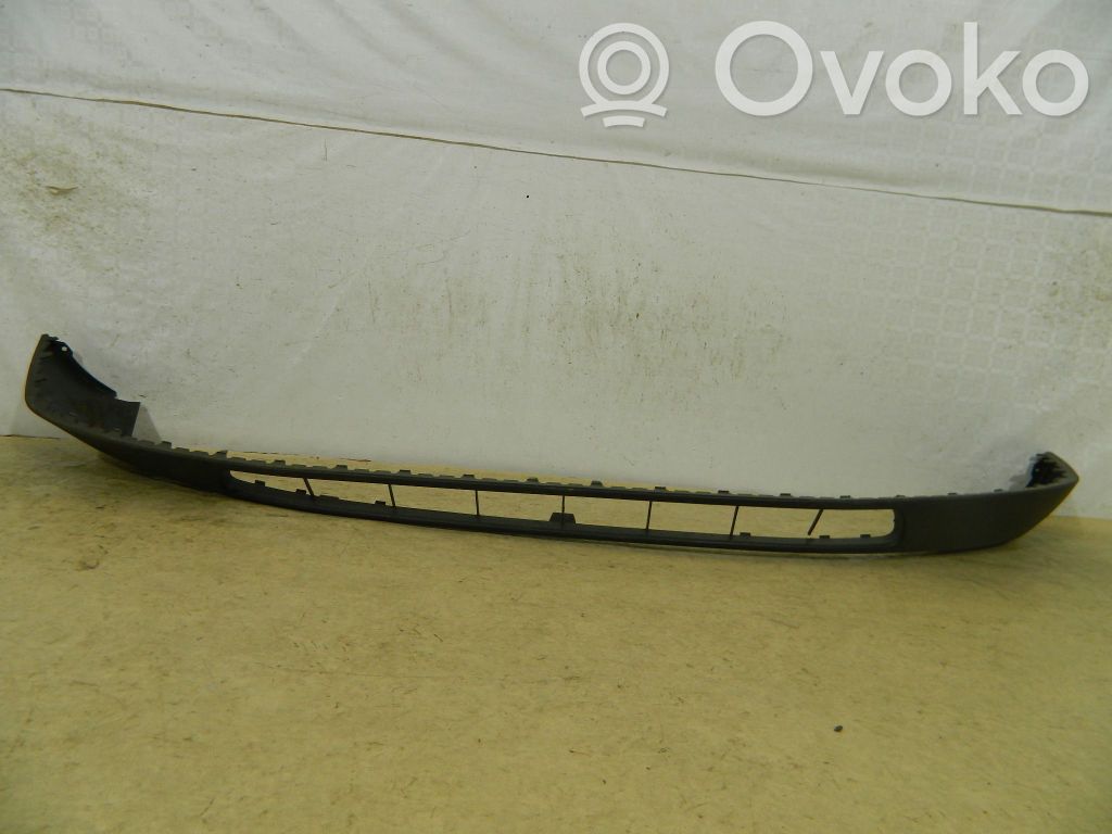 Ford Focus Front bumper lip 