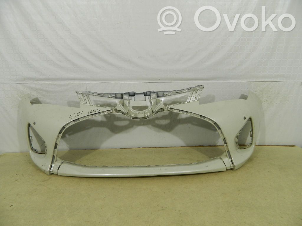 Toyota Yaris Parachoques delantero 