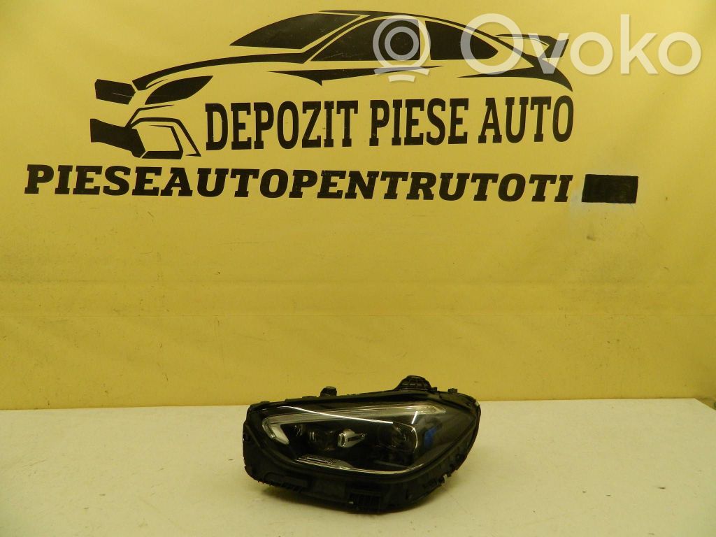 Mercedes-Benz C W206 Lampa przednia 