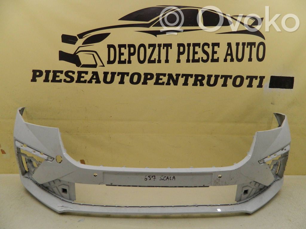 Skoda Scala Parachoques delantero 