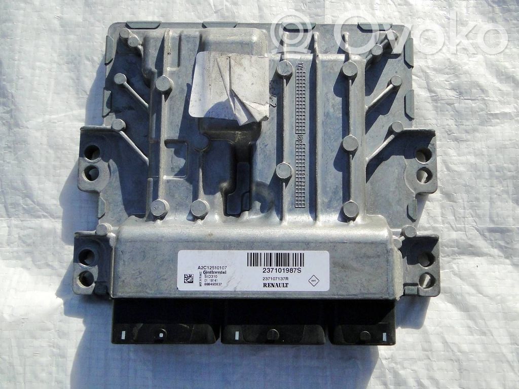 Renault Kadjar Engine control unit/module 