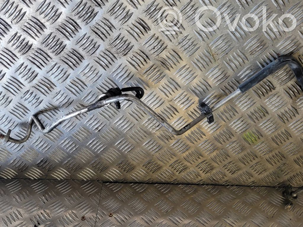 Air conditioning (A/C) pipe/hose