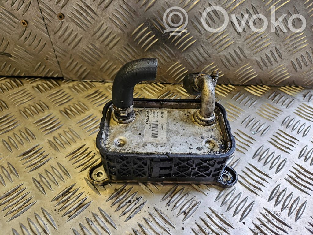 Volvo S80 Oil filter mounting bracket 