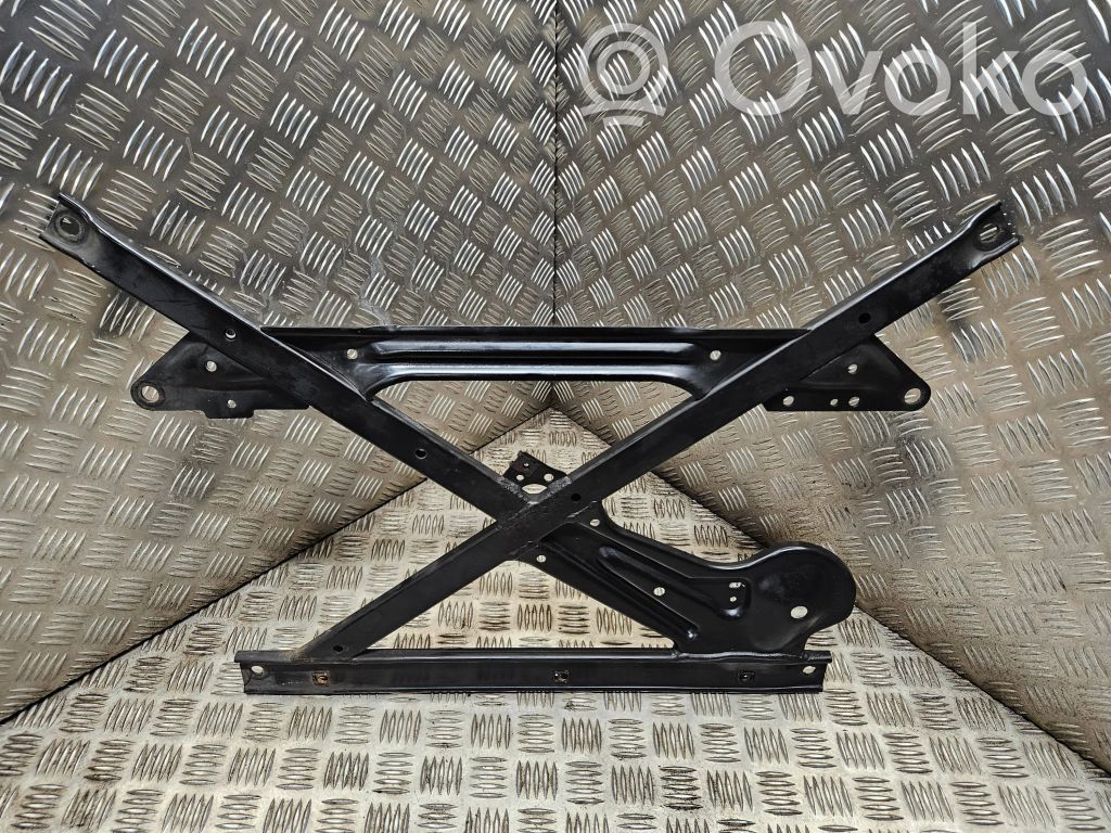 Audi Q5 SQ5 8R Front subframe 