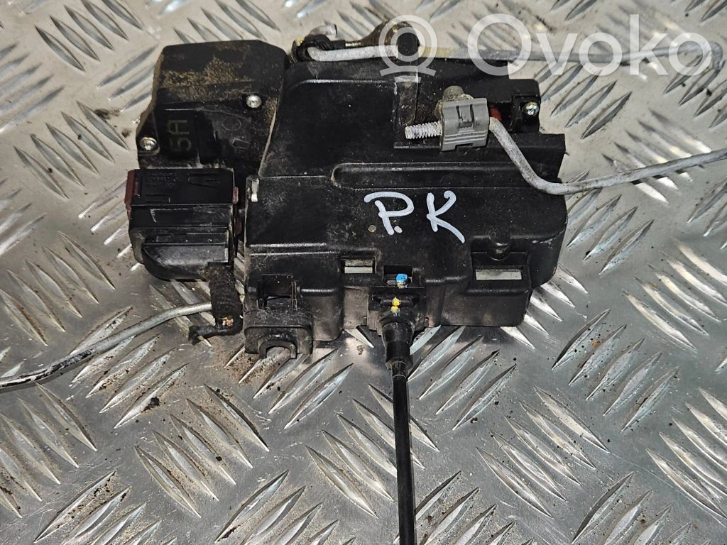 Front door lock   613556841