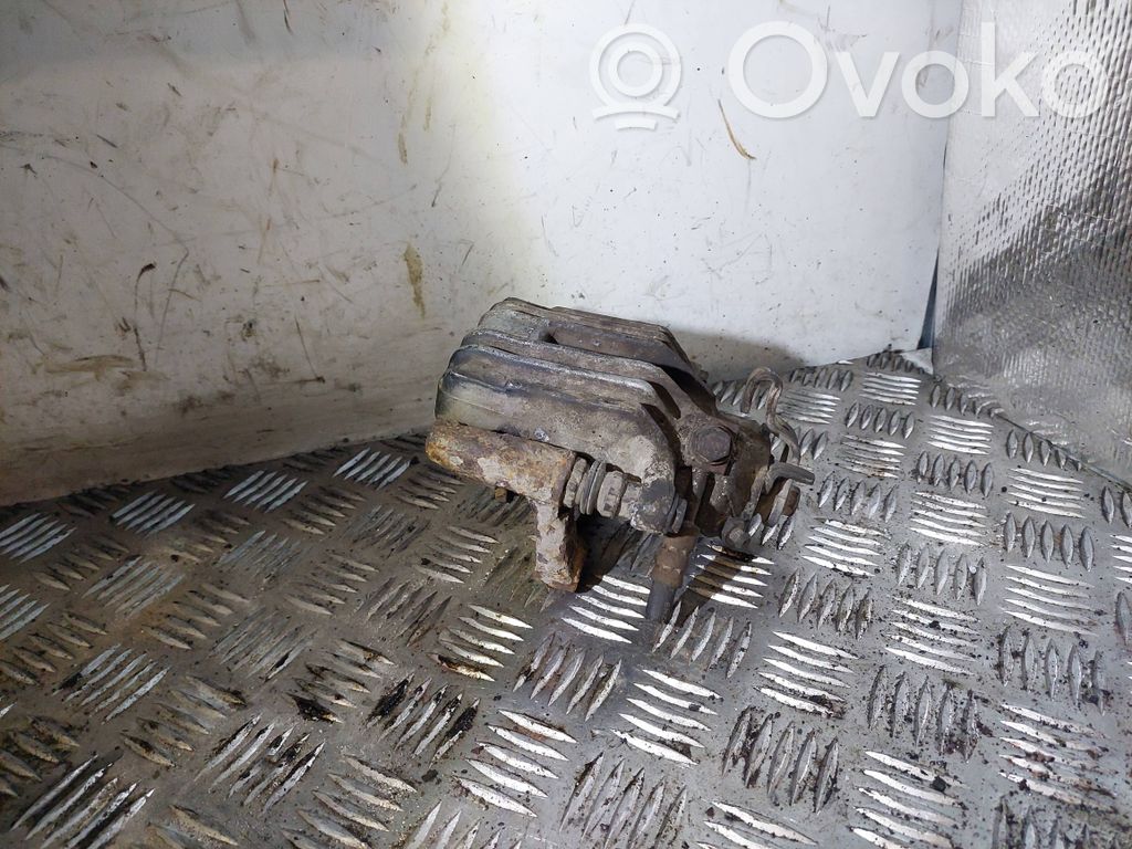 Volkswagen Bora Tylny zacisk hamulcowy 