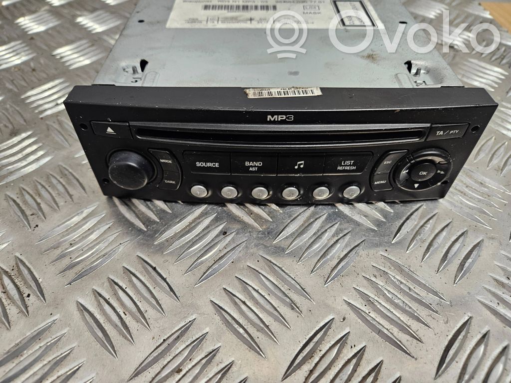 Panel / Radioodtwarzacz CD/DVD/GPS   966640307701,6832D06V00,96664030XT
