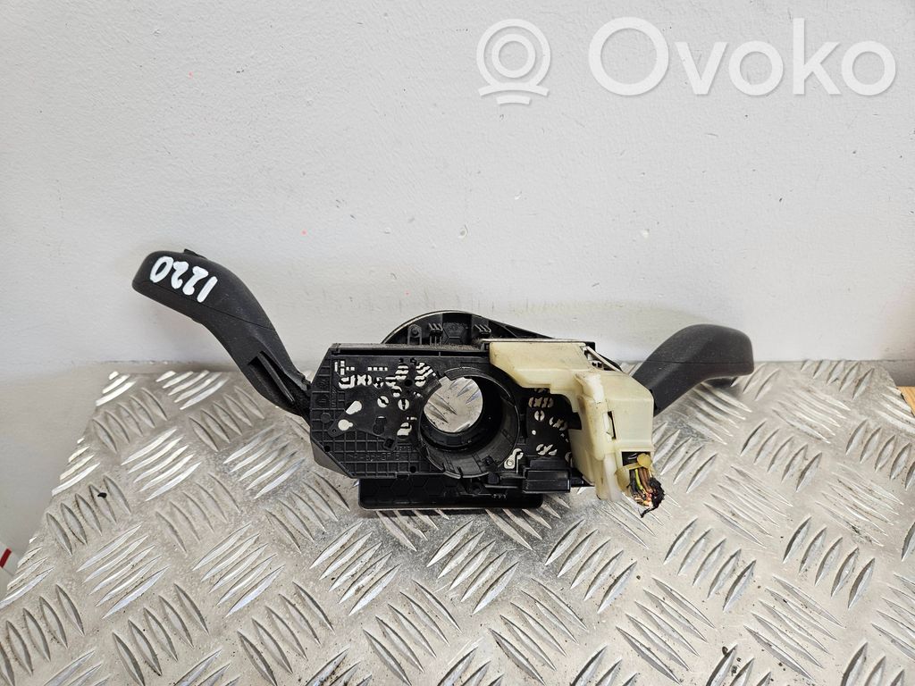 Seat Ibiza III (6L) Wiper turn signal indicator stalk/switch 