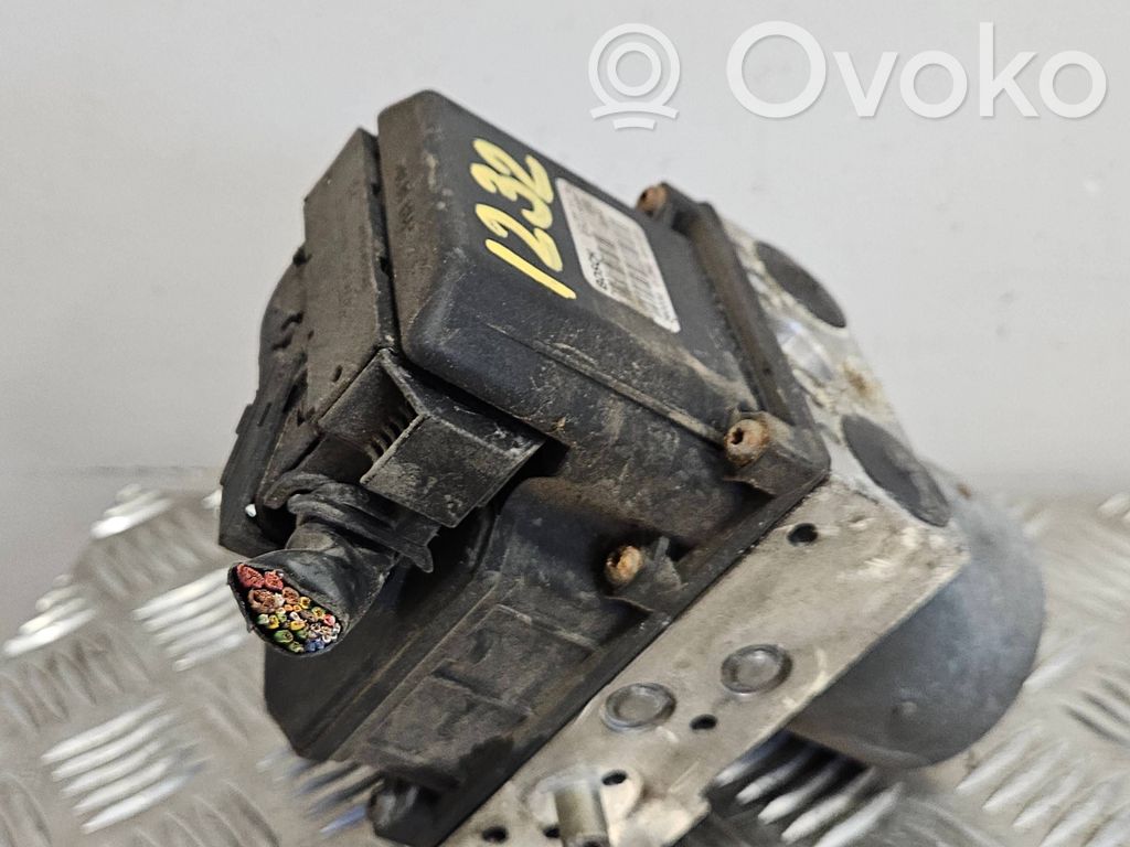 Audi A4 S4 B6 8E 8H Bomba de ABS 