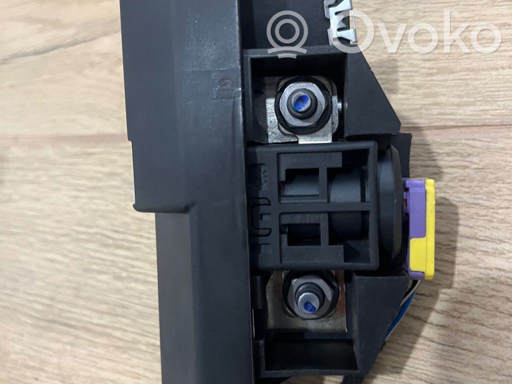 Cableado positivo   8J0915459,011805,ZD25072012