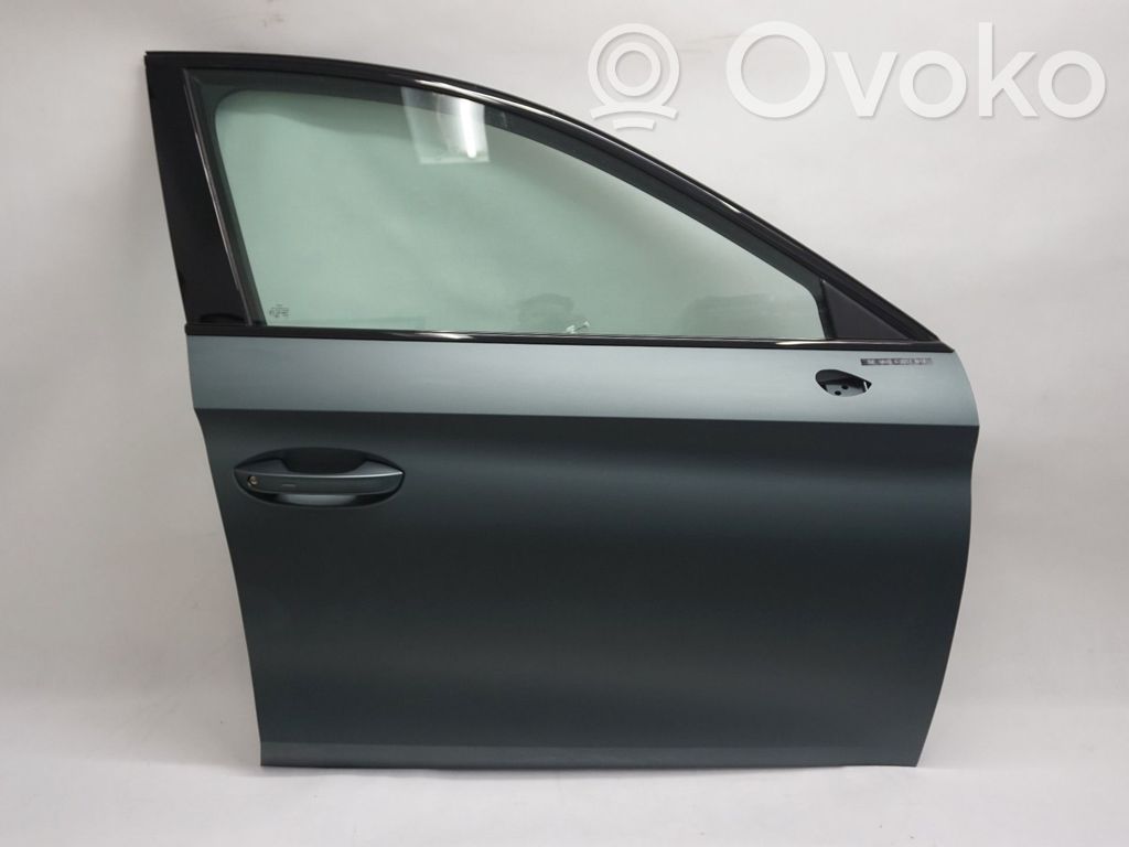 Tür vorne   5FA831052B