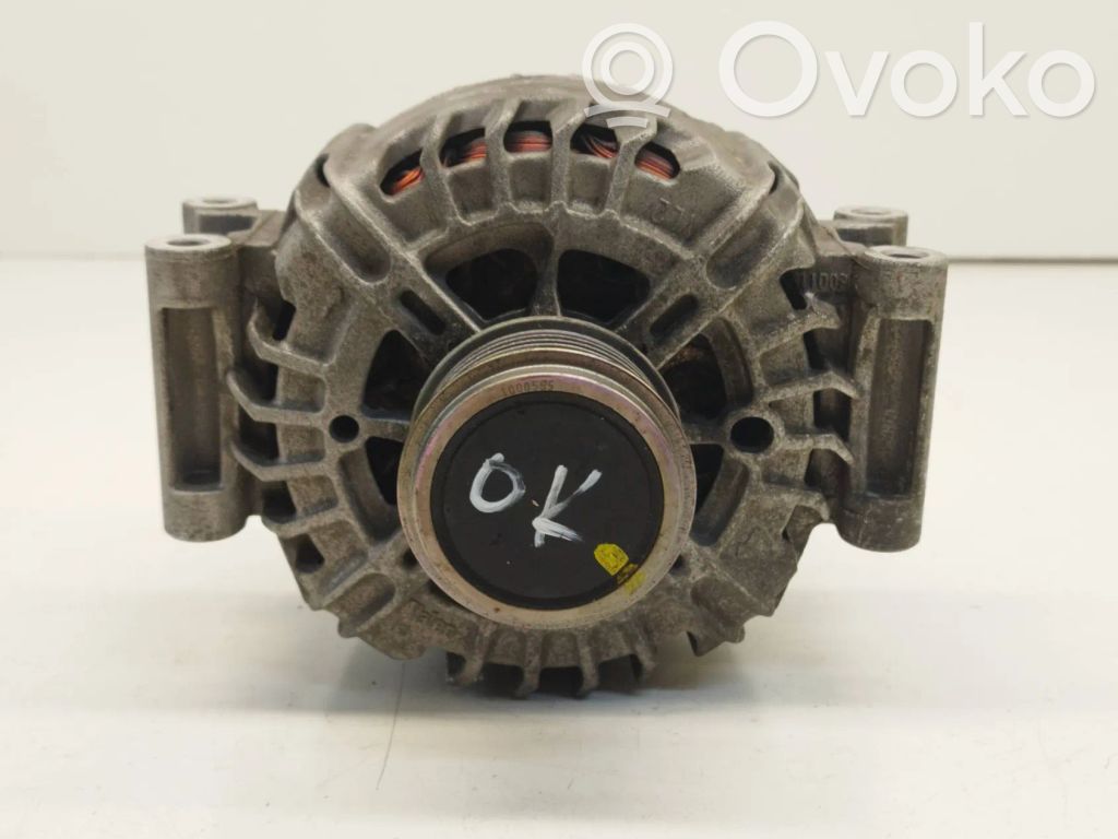 Volkswagen Golf VII Generator/alternator 