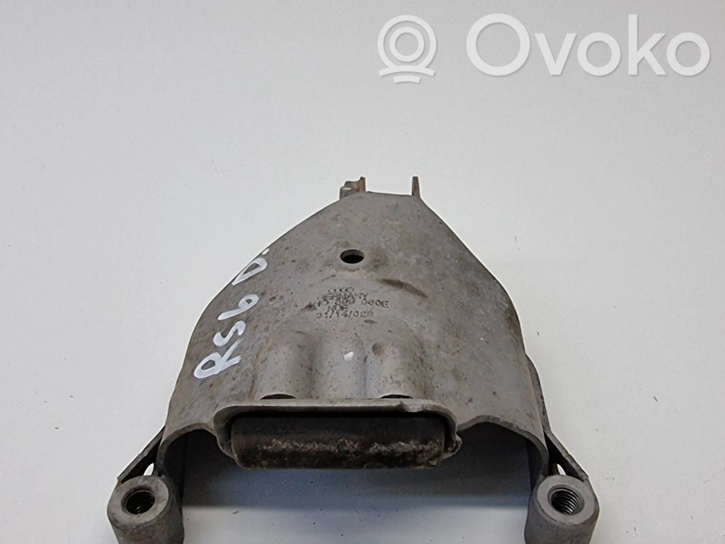 Audi RS6 C7 Engine mounting bracket 