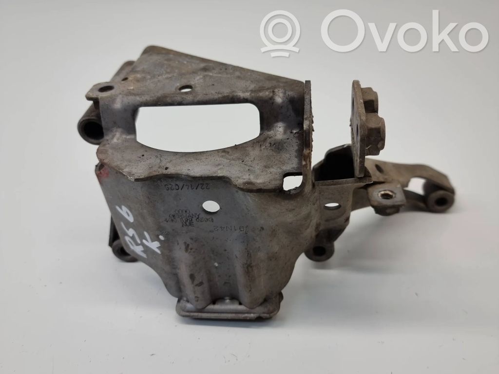 Audi RS6 C7 Engine mounting bracket 