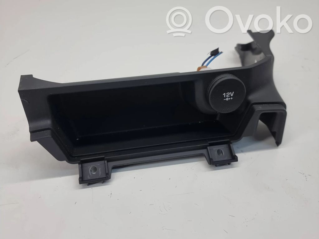 Jaguar E-Pace Other center console (tunnel) element 