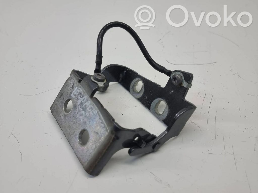 Jaguar E-Pace Tailgate/trunk/boot hinge 