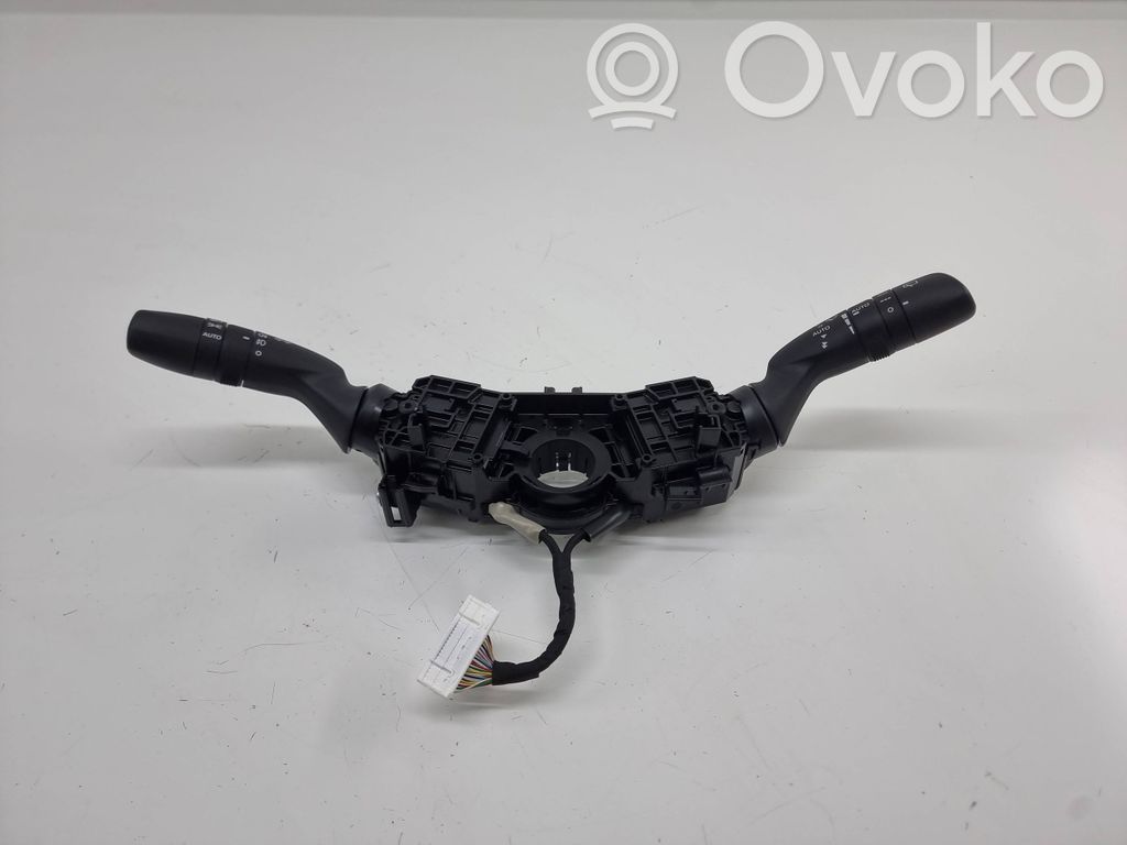 Toyota RAV 4 (XA50) Wiper turn signal indicator stalk/switch 