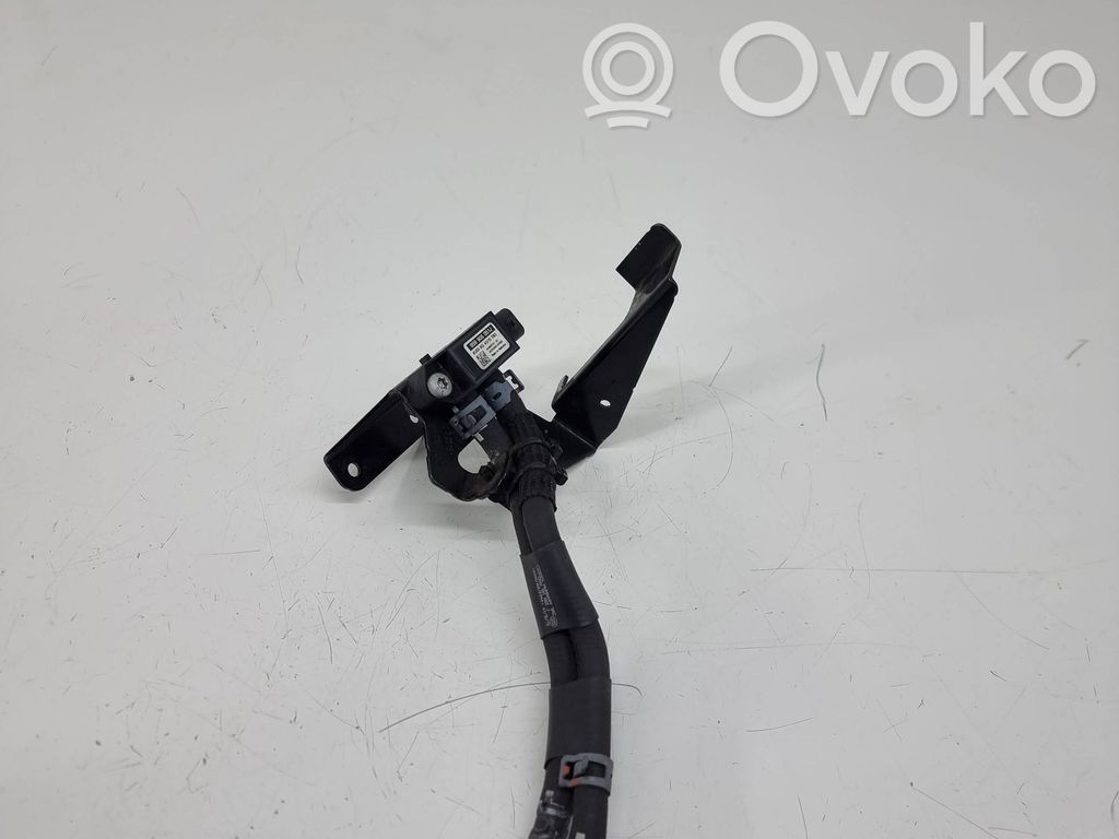 Exhaust gas pressure sensor   059906051J