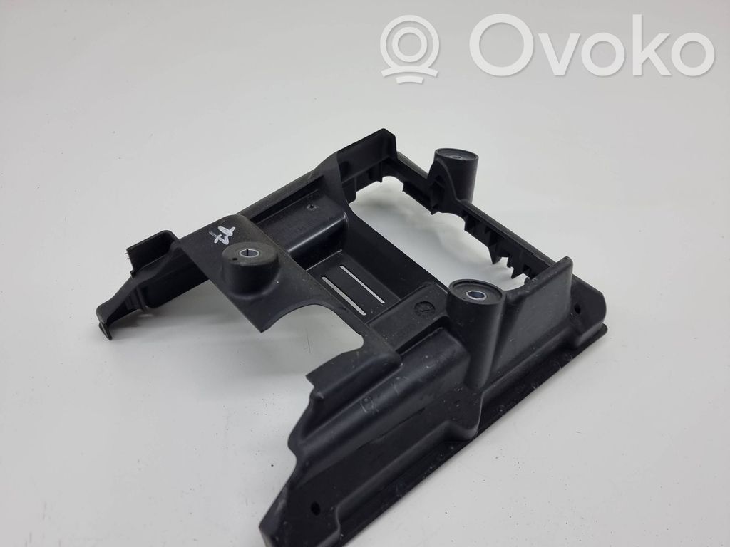 Engine control unit holder   4M0907650B