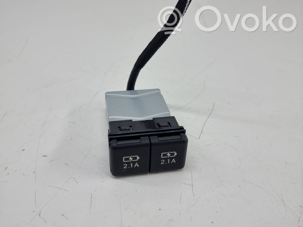 USB socket connector   8553248010