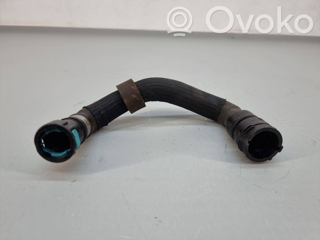 Land Rover Evoque I Engine coolant pipe/hose 