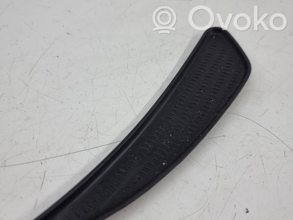 Glove box pad   9129169