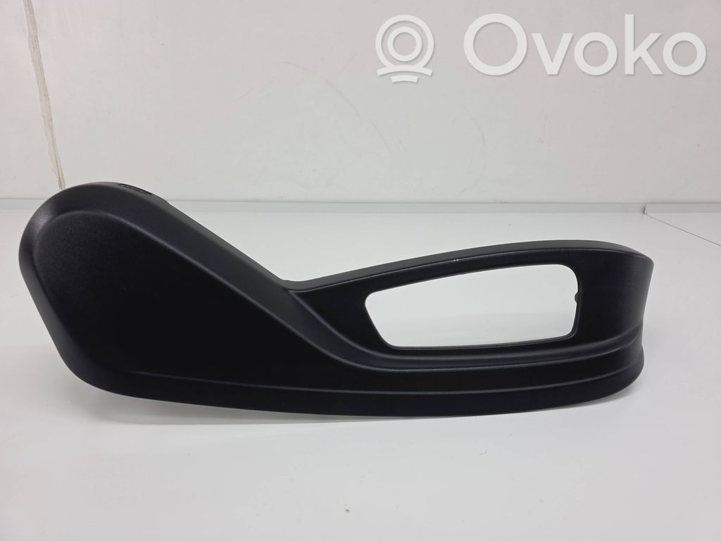 Seat trim   7167338