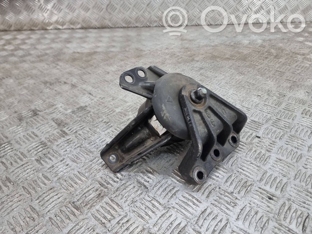 KIA Sportage Engine mount bracket 